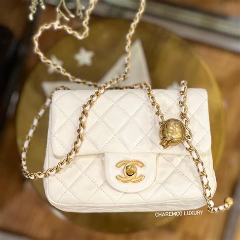 white chanel pearl bag